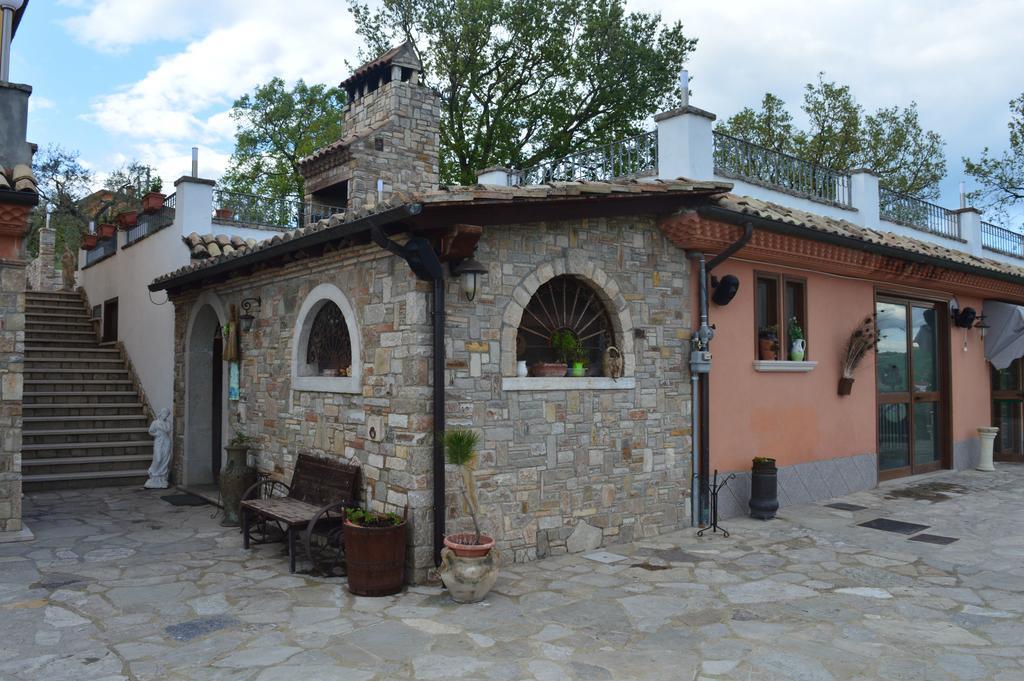 Villa Tre Colli Agri B&B Ariano Irpino Exterior foto