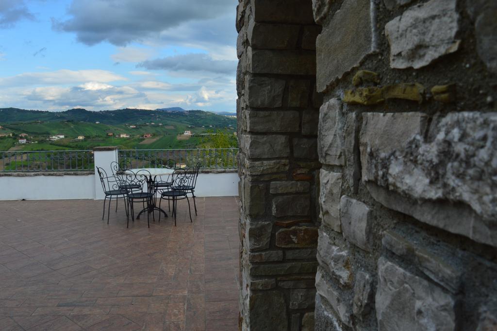 Villa Tre Colli Agri B&B Ariano Irpino Exterior foto