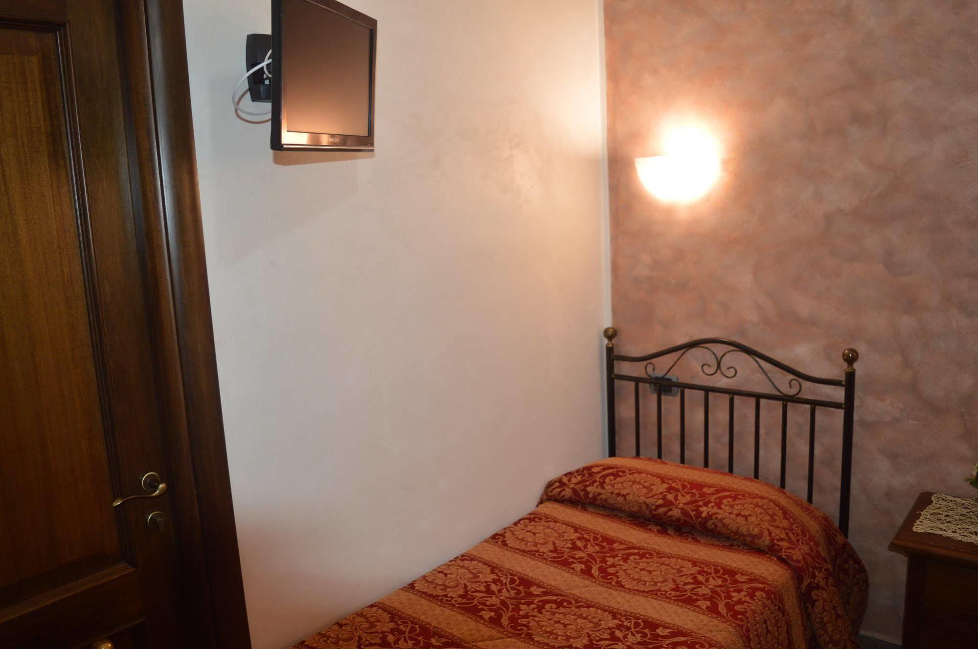 Villa Tre Colli Agri B&B Ariano Irpino Exterior foto
