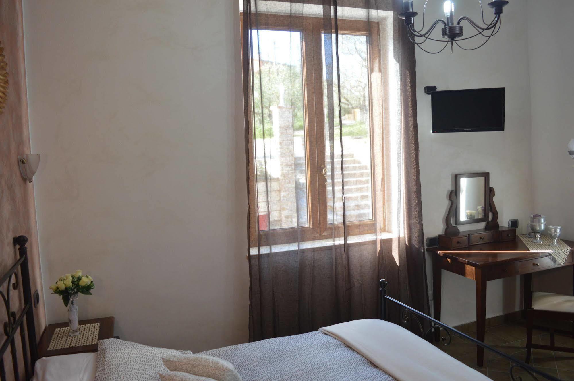 Villa Tre Colli Agri B&B Ariano Irpino Exterior foto
